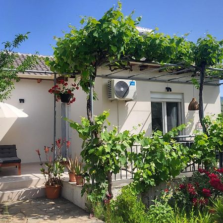 Ioannis Houses - Gemuetliches Ferienhaus Im Olivenhain سكالا بوتامياس الغرفة الصورة