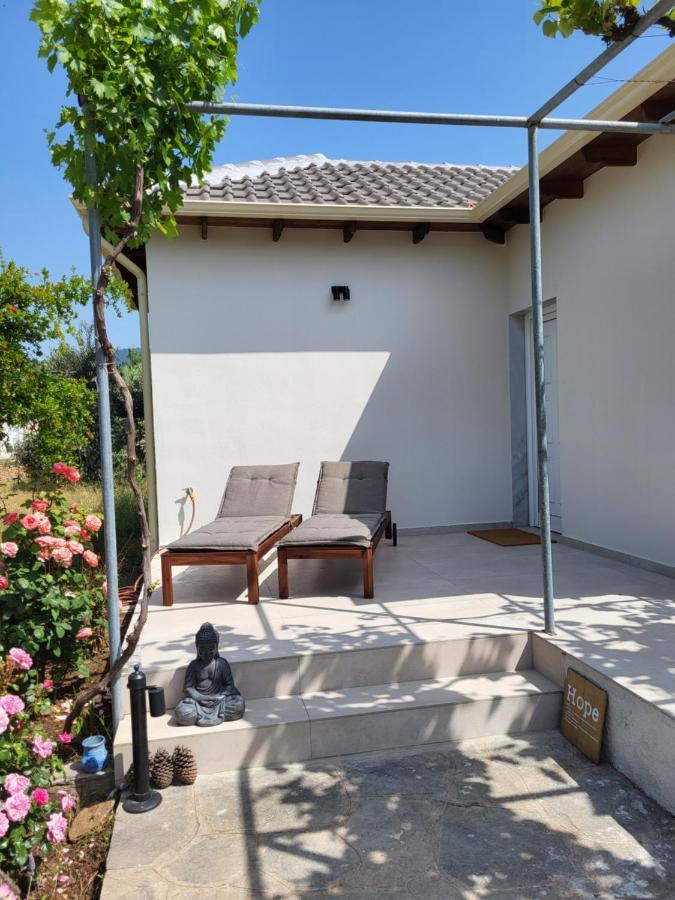 Ioannis Houses - Gemuetliches Ferienhaus Im Olivenhain سكالا بوتامياس المظهر الخارجي الصورة