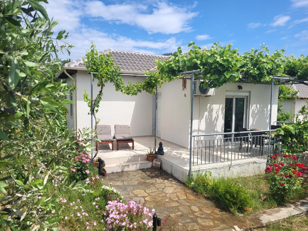 Ioannis Houses - Gemuetliches Ferienhaus Im Olivenhain سكالا بوتامياس المظهر الخارجي الصورة