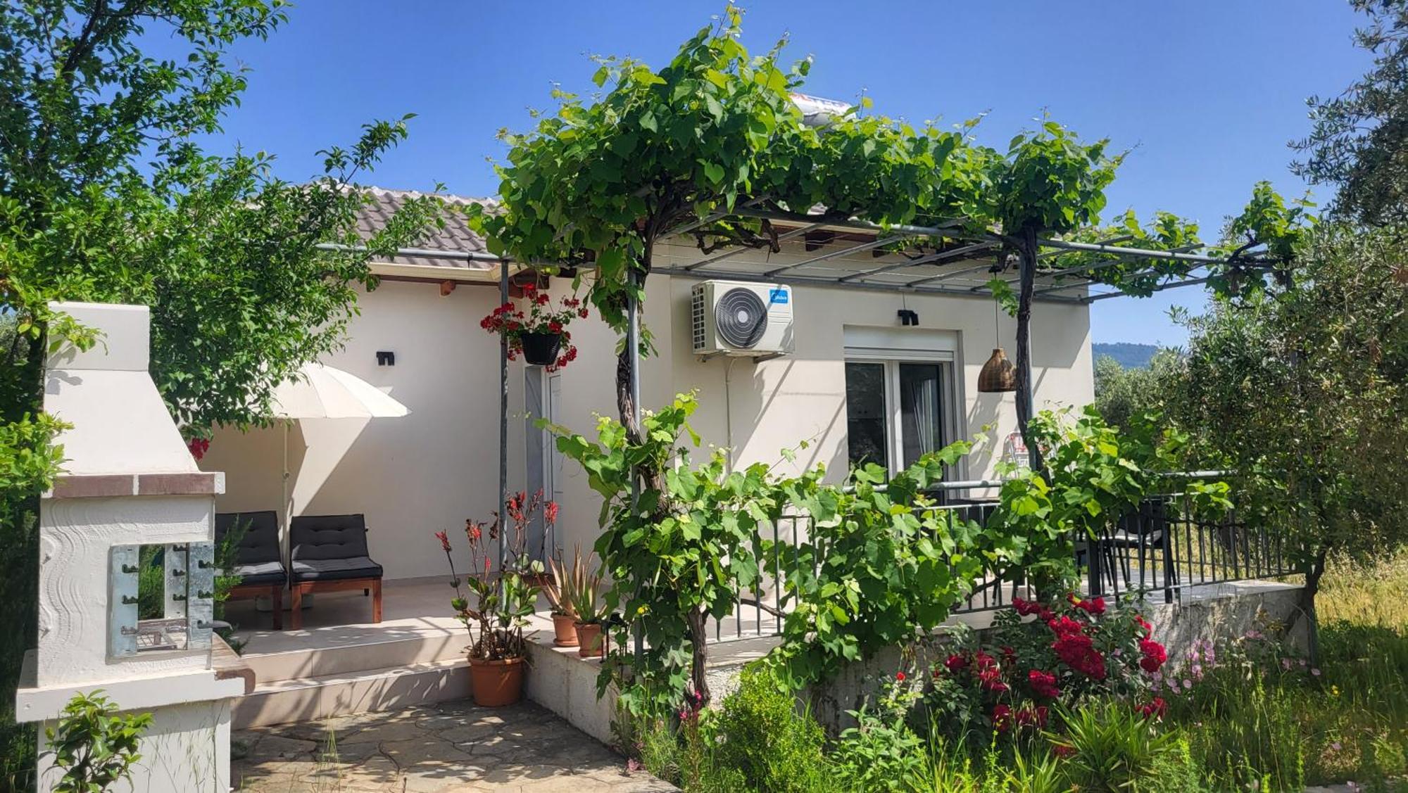 Ioannis Houses - Gemuetliches Ferienhaus Im Olivenhain سكالا بوتامياس الغرفة الصورة